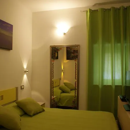 Nocleg ze śniadaniem Il Marchese Residenza Fiore *